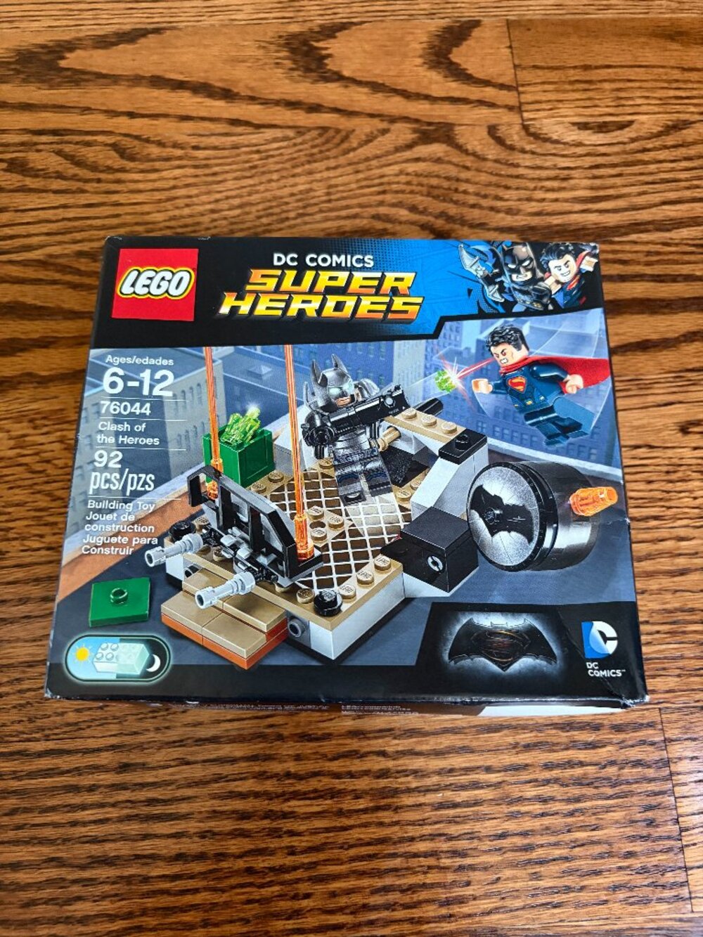 LEGO DC Comics Super Heroes 76044 Clash of the Heroes Batman Superman-New in Box